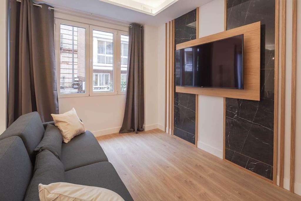 Ferienwohnung Chamberi III Calle Cardenal Cisneros 3Br 3Bh Madrid Exterior foto