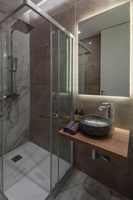 Ferienwohnung Chamberi III Calle Cardenal Cisneros 3Br 3Bh Madrid Exterior foto