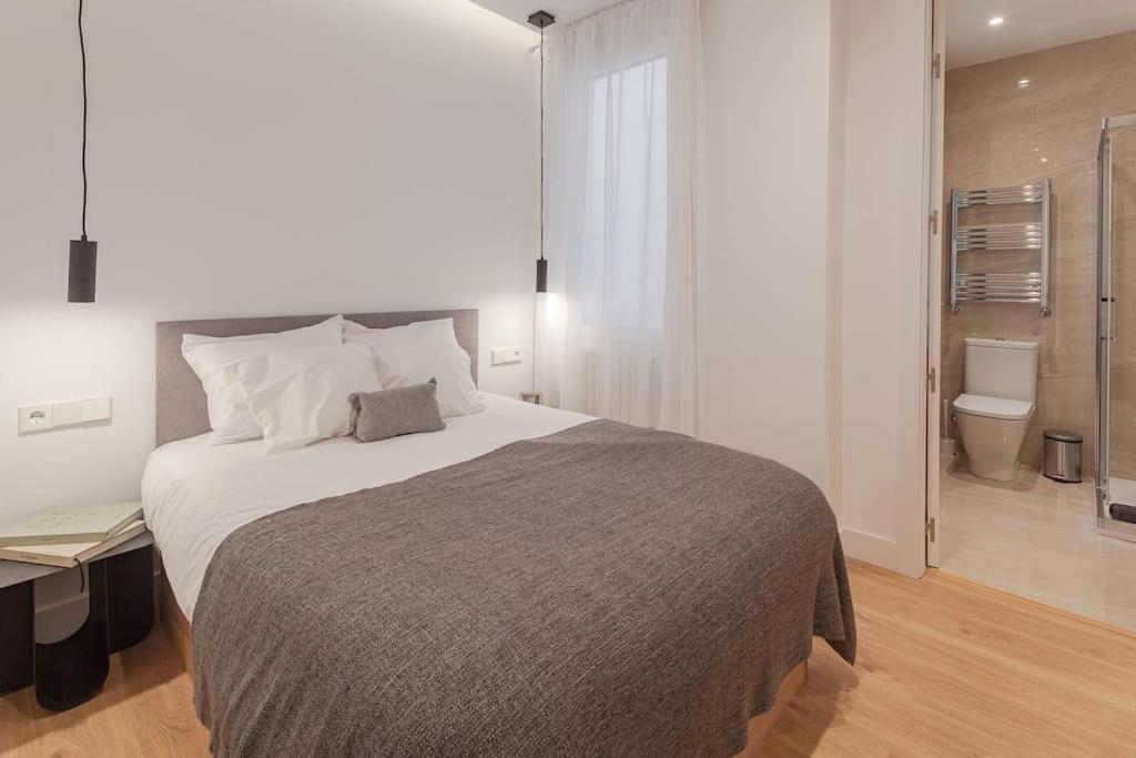 Ferienwohnung Chamberi III Calle Cardenal Cisneros 3Br 3Bh Madrid Exterior foto